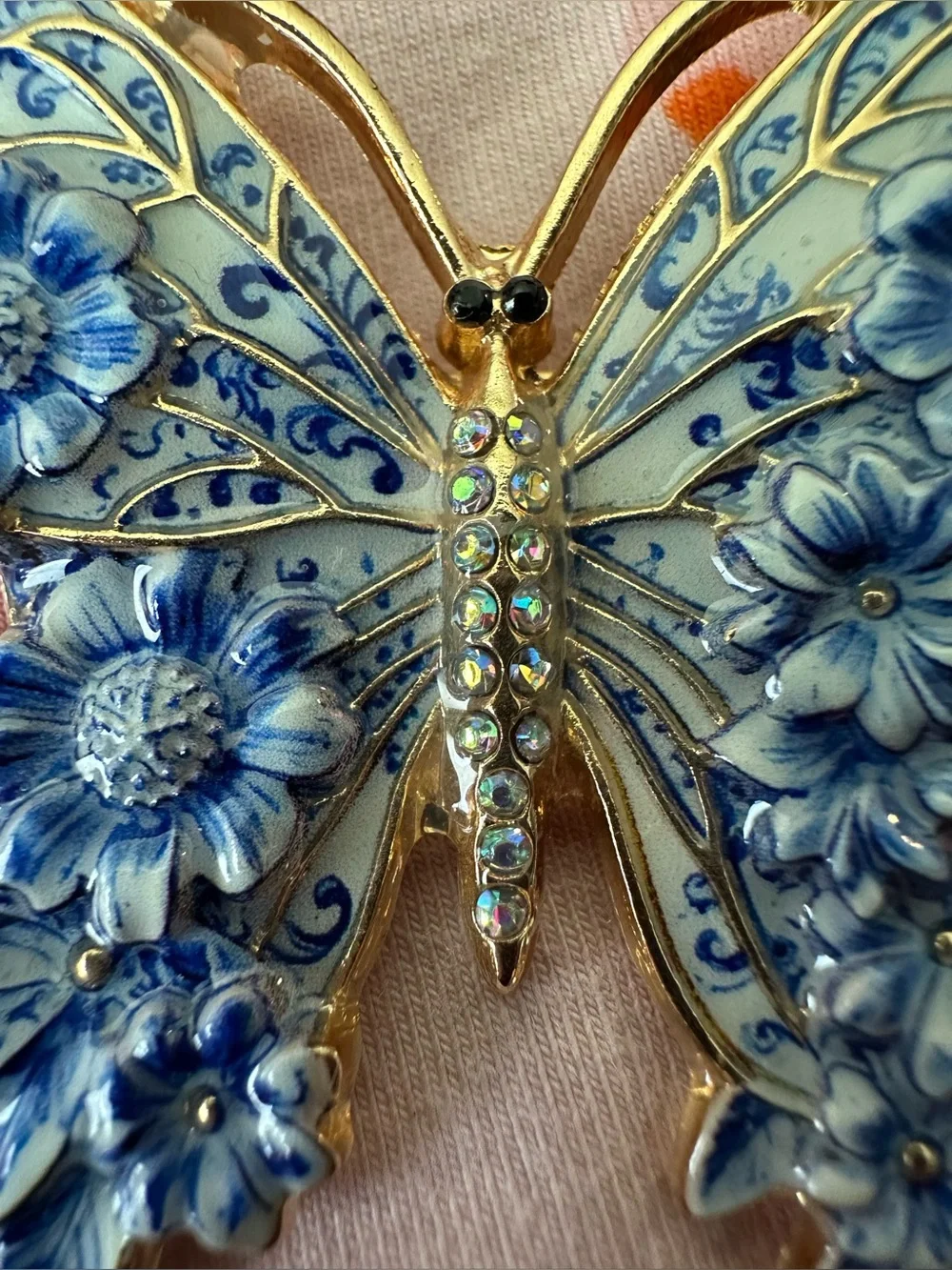 🦋 Blue White Floral Butterfly Brooch Pin Gold Tone Rhinestone Porcelain Look